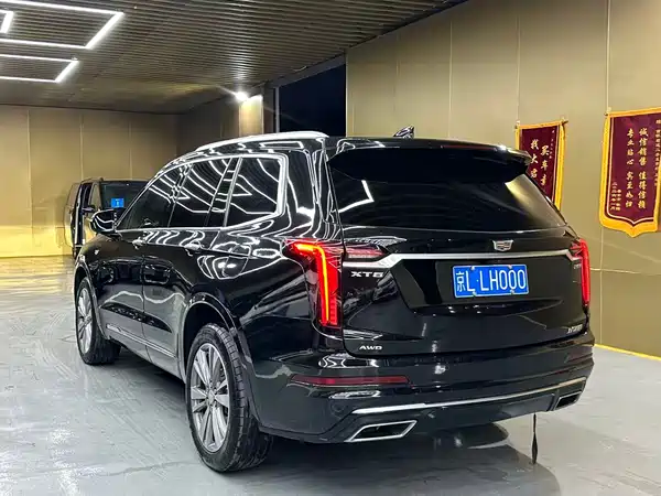 Cadillac XT6 2021