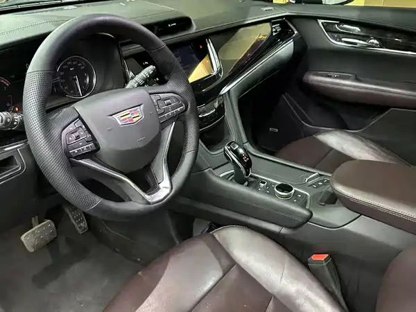 Cadillac XT6 2021