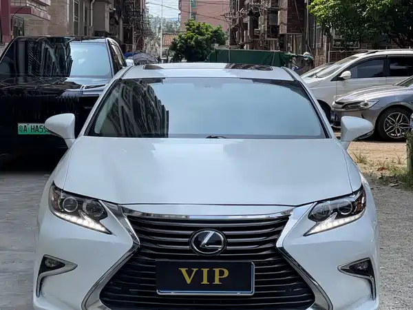 Lexus ES 2014