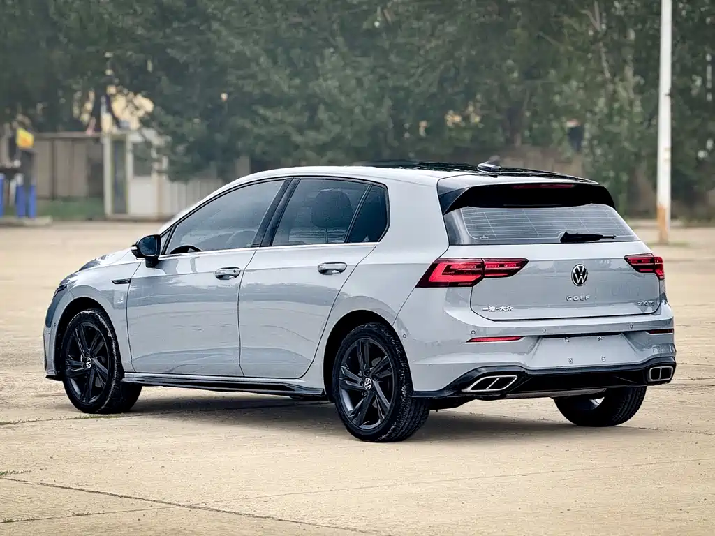 Volkswagen Golf 2022
