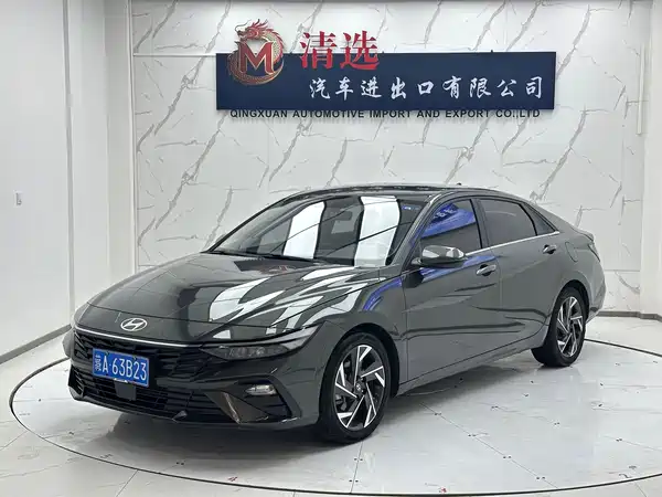 Hyundai Elantra 2023