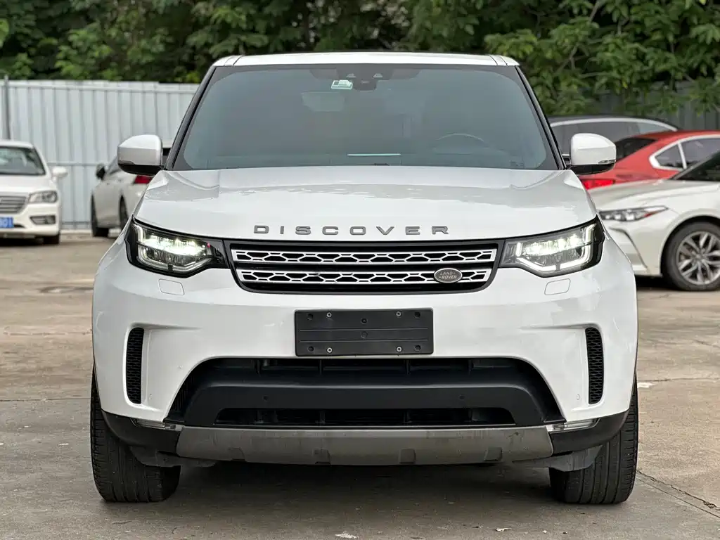 Land Rover Discovery 2017 — фото 3