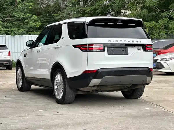 Land Rover Discovery 2017