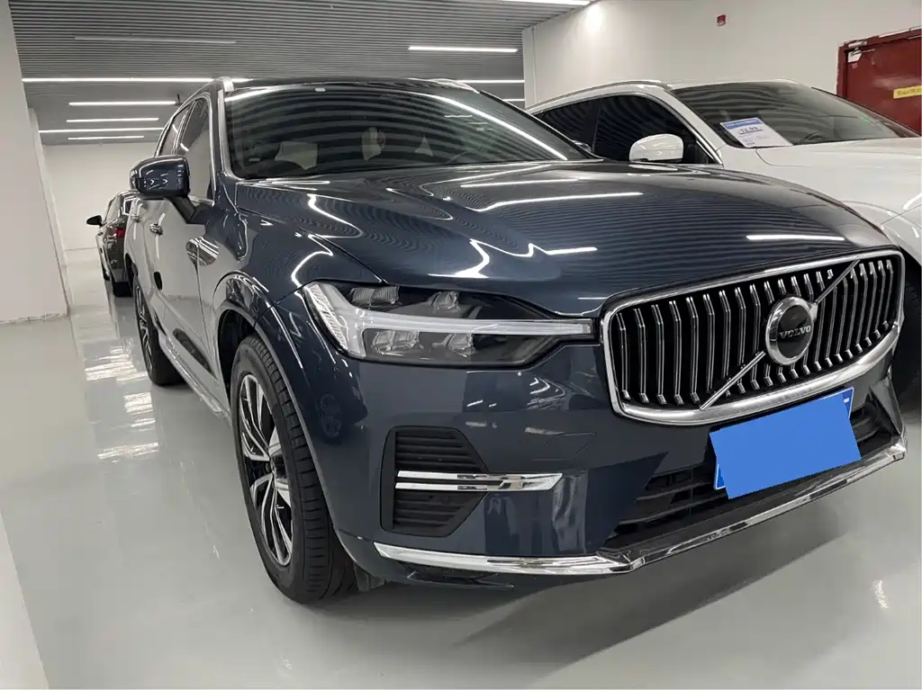 Volvo XC60 2024 — фото 3