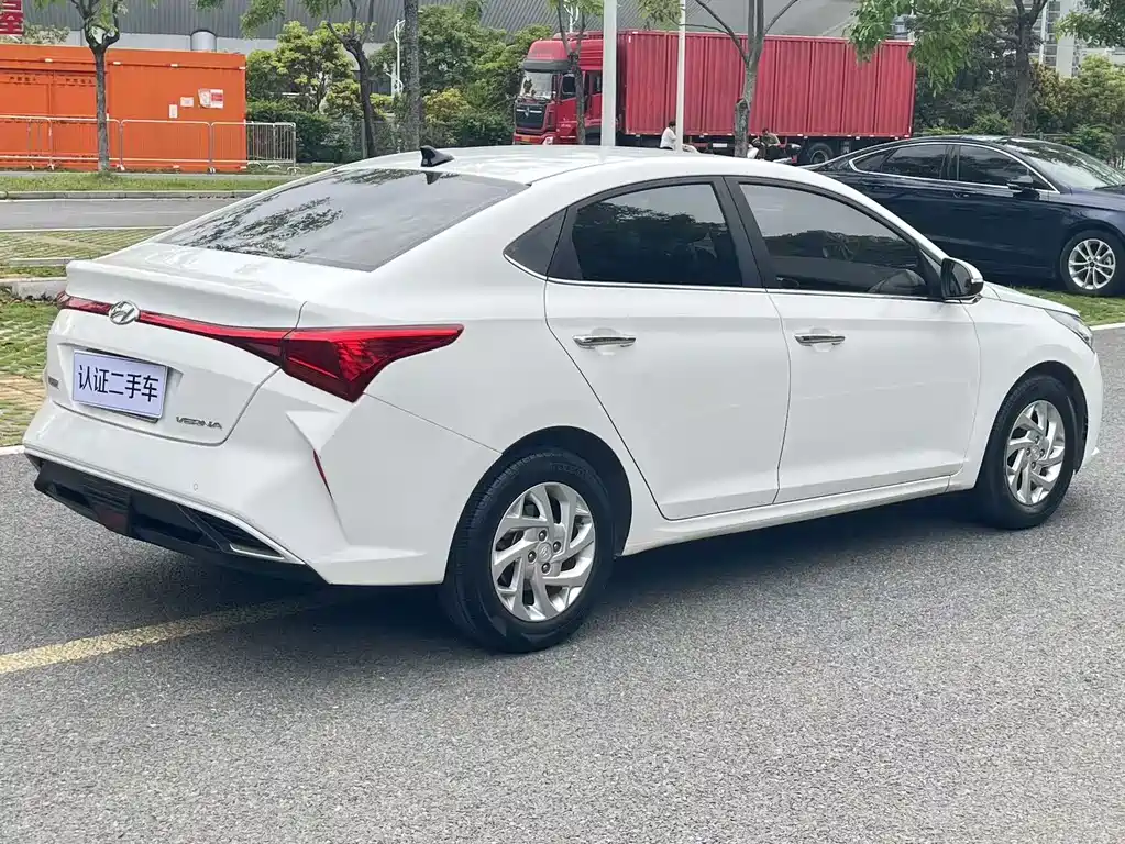 Hyundai Verna 2020 — фото 26