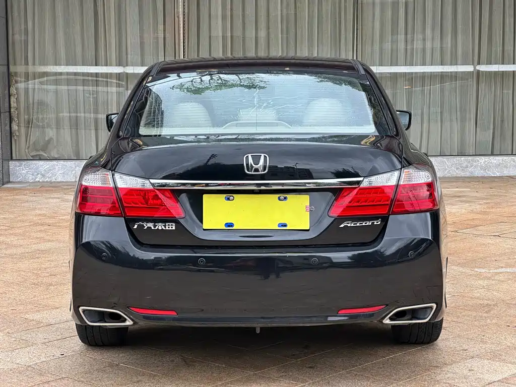 Honda Accord 2015 — фото 8