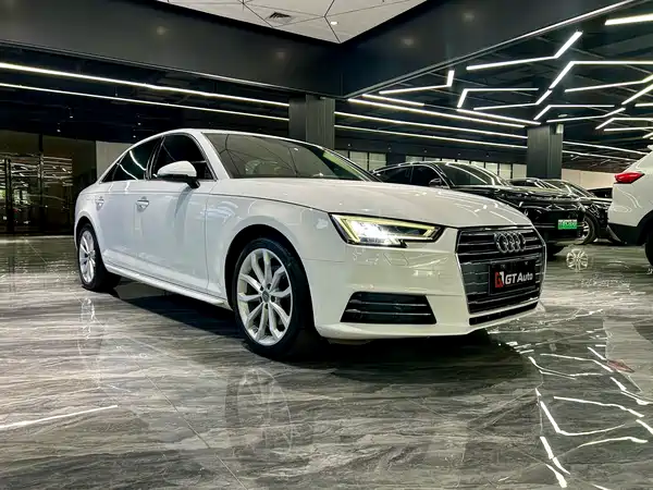 Audi A4L 2017