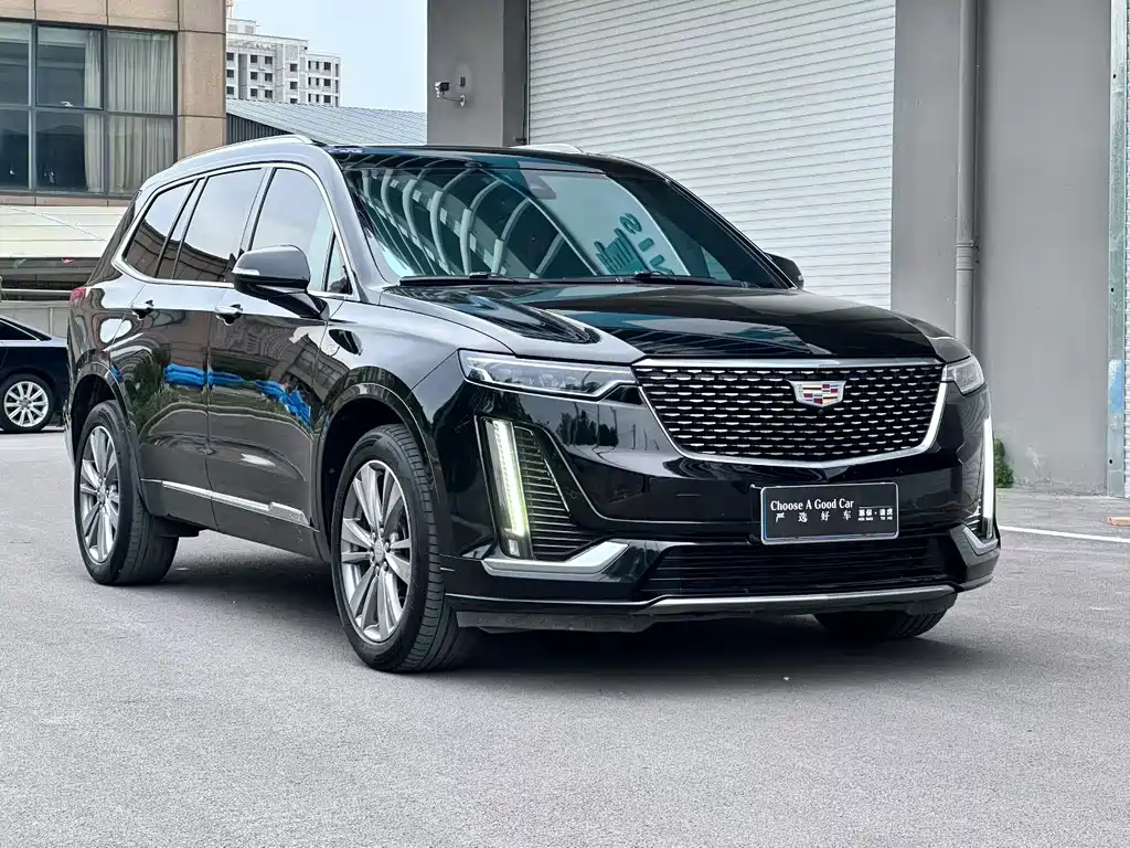 Cadillac XT6 2020 — фото 2