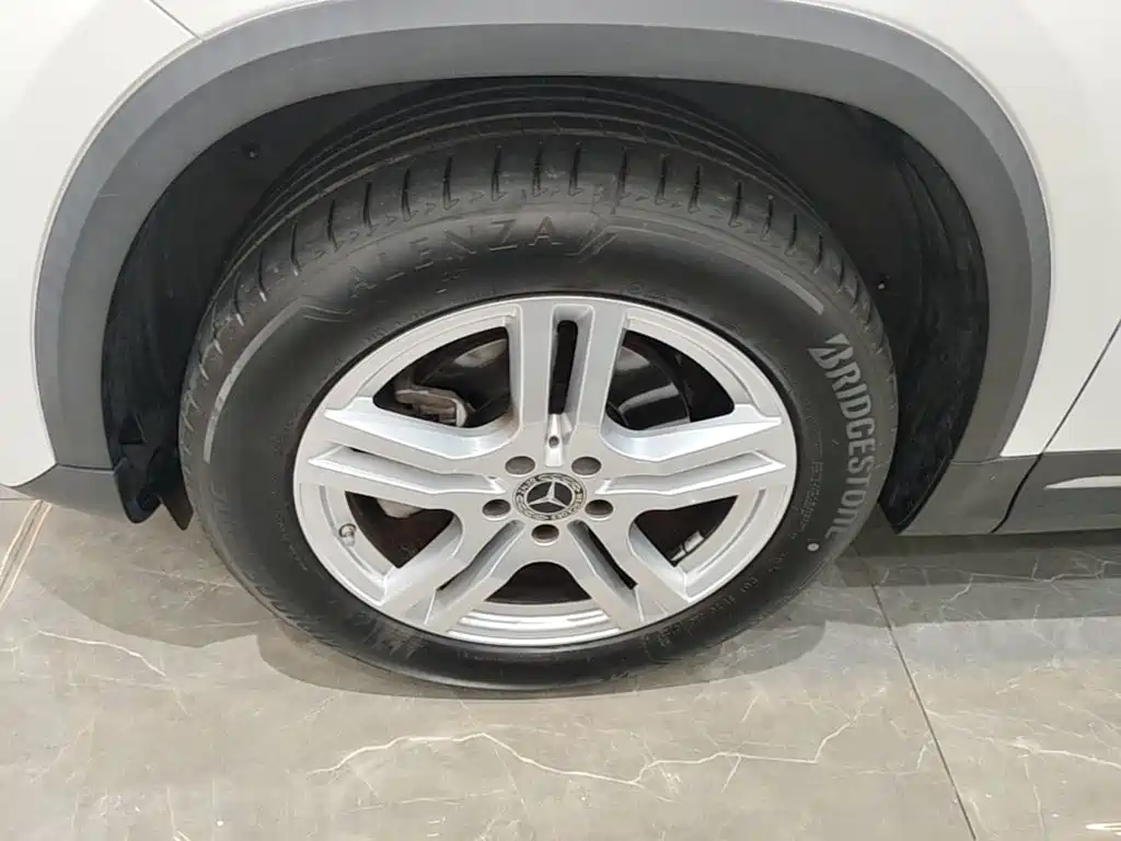 Mercedes-Benz GLA 2023 — фото 23