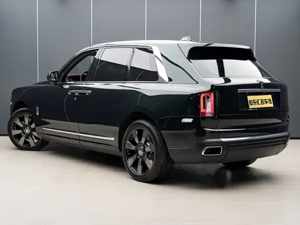 Rolls-Royce Cullinan 2022