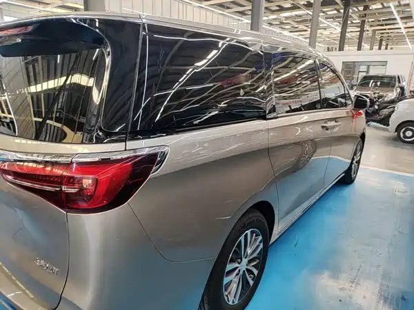 Buick GL8 2023