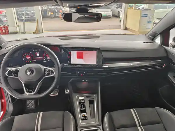 Volkswagen Golf 2022