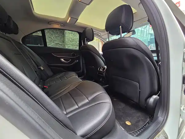 Mercedes-Benz C-Class 2021