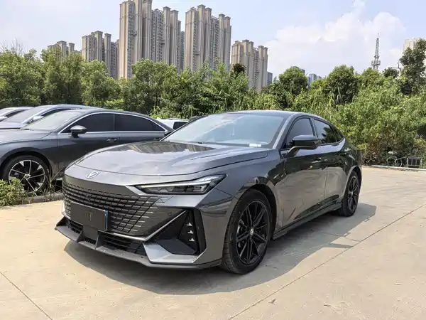 Changan UNI-V 2022