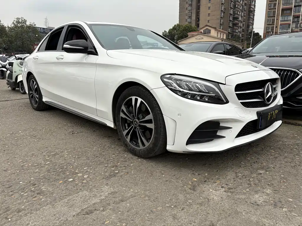 Mercedes-Benz C-Class 2019 — фото 2