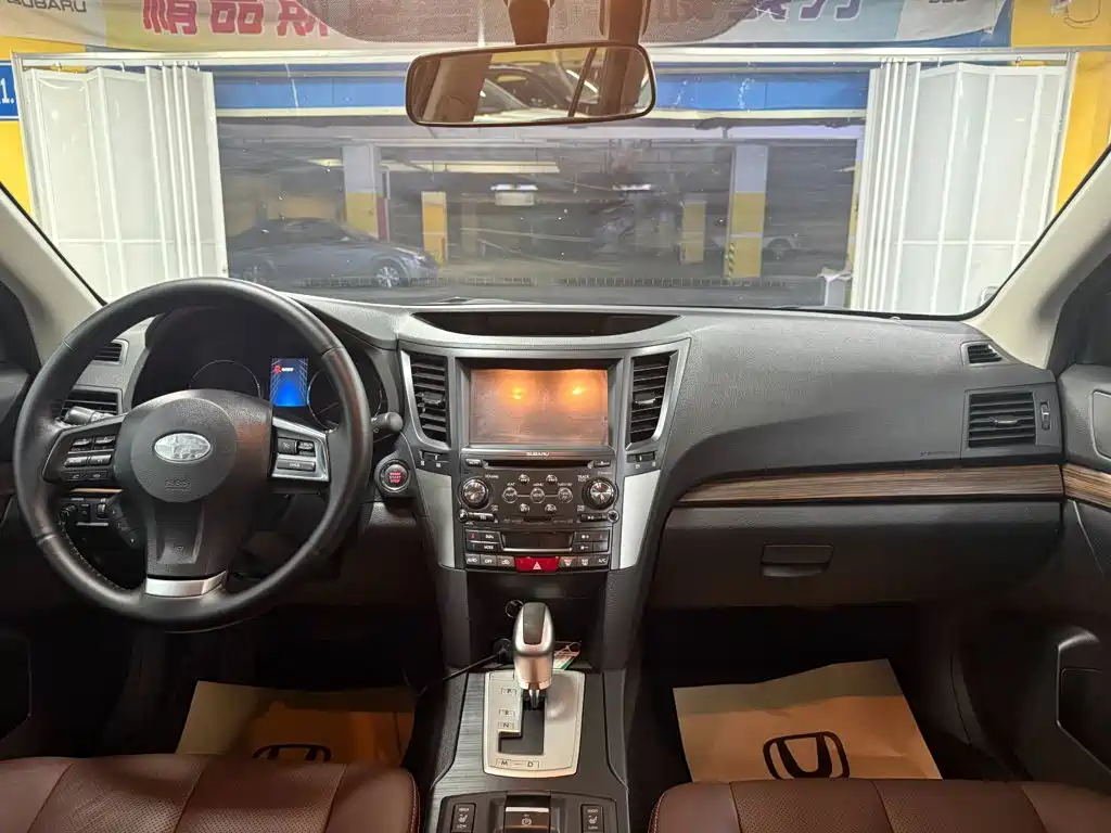 Subaru Outback 2014 — фото 13