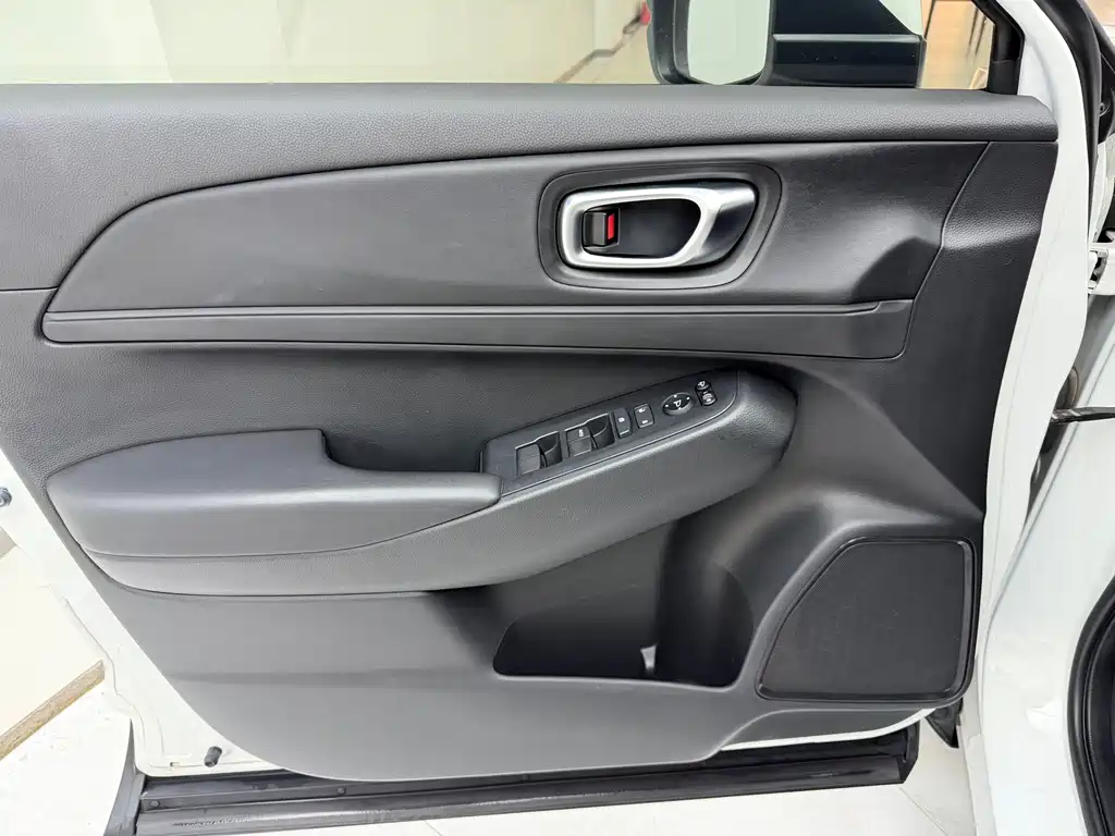 Honda Vezel 2023 — фото 11