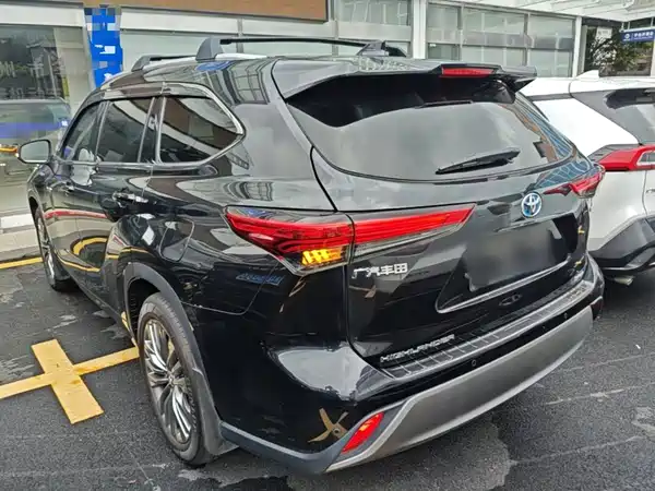 Toyota Highlander 2022