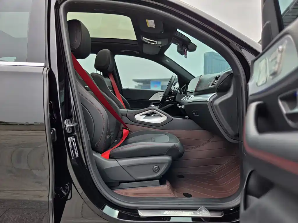 Mercedes-Benz GLE AMG 2023 — фото 18