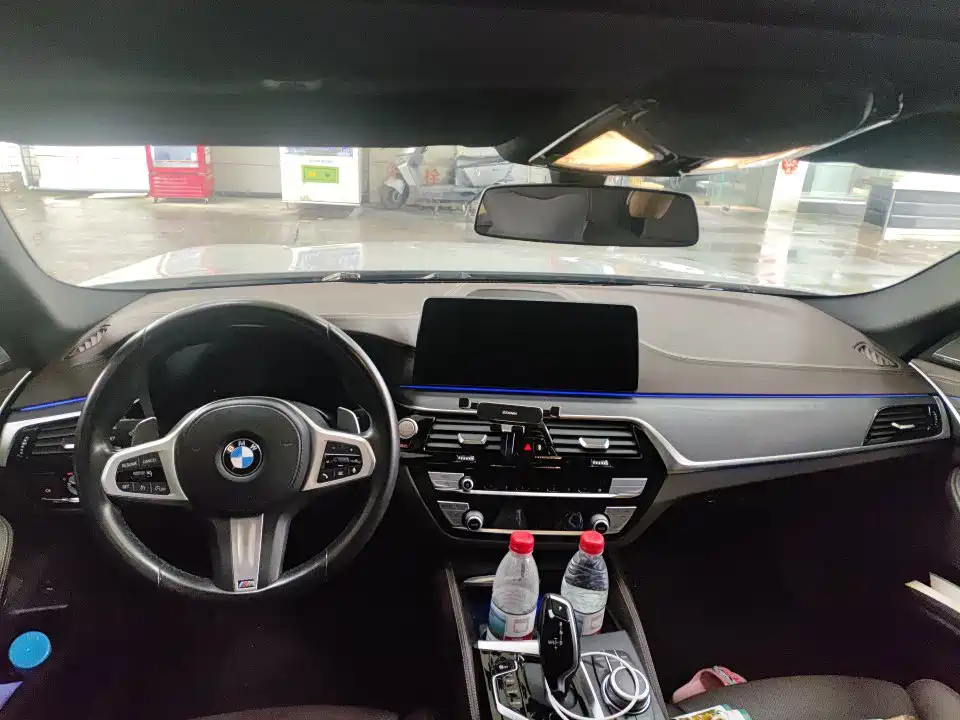 BMW 5 Series 2022