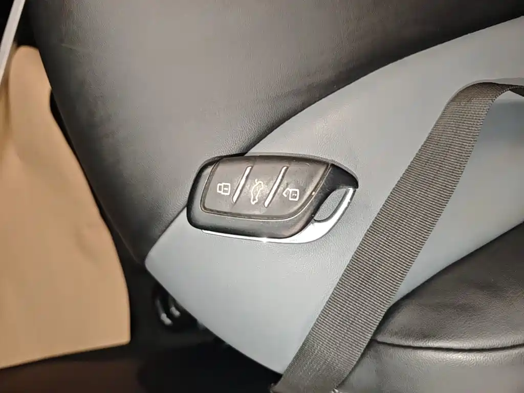 Roewe CLEVER 2023 — фото 9