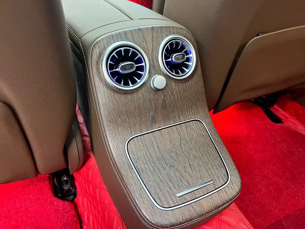 Mercedes-Benz E-Class 2023 — фото 21
