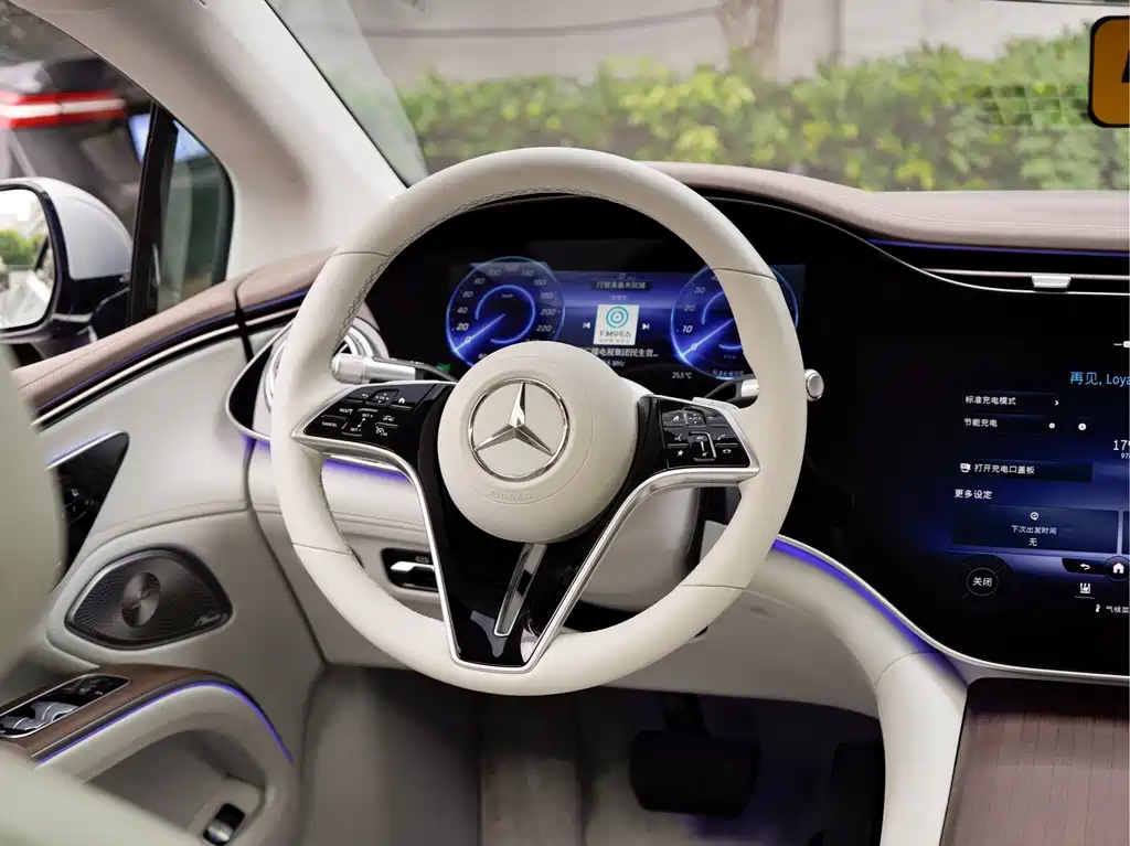 Mercedes-Benz EQS 2023 — фото 19