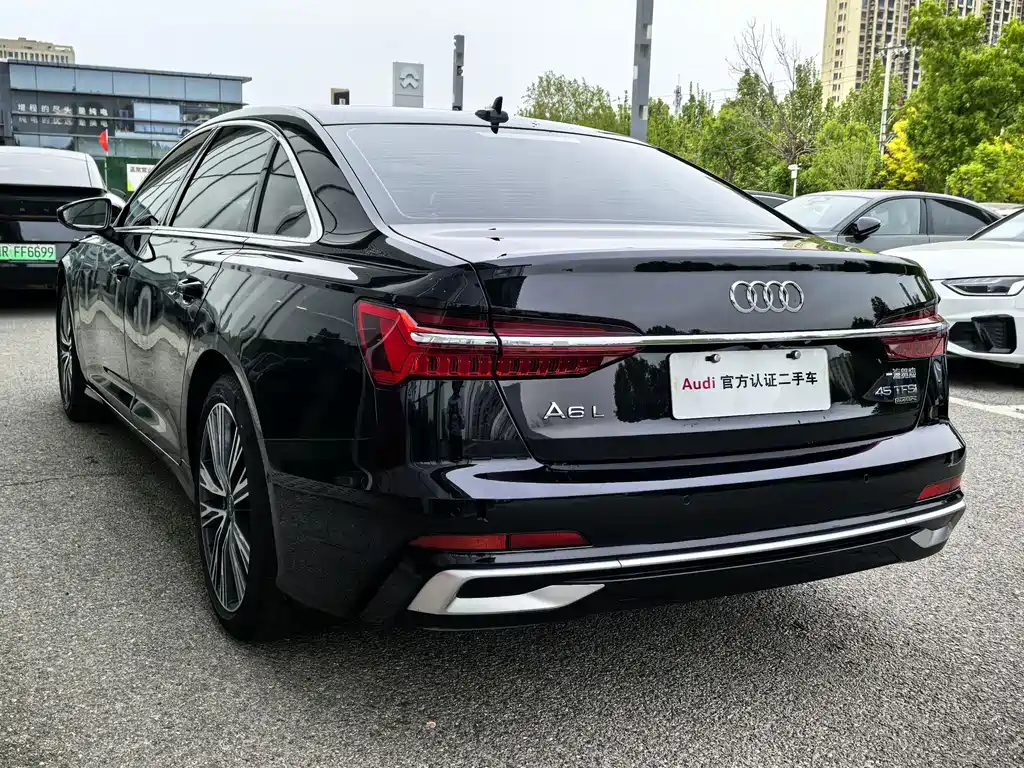 Audi A6L 2023 — фото 13