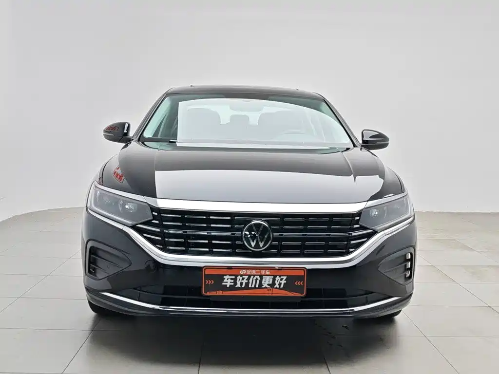 Volkswagen Passat 2025