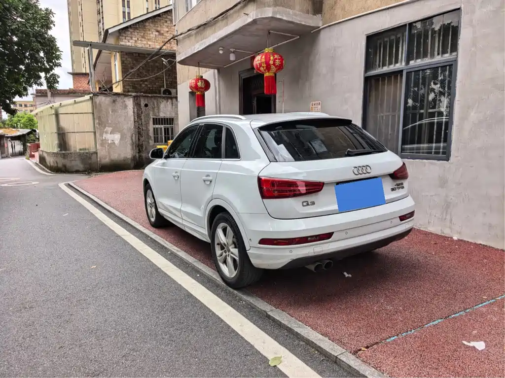 Audi Q3 2016