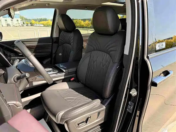 GAC Trumpchi M8 2025
