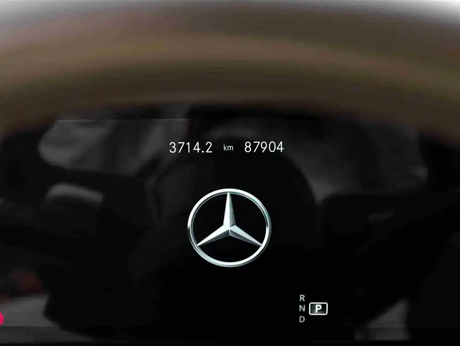 Mercedes-Benz E-Class 2022 — фото 12