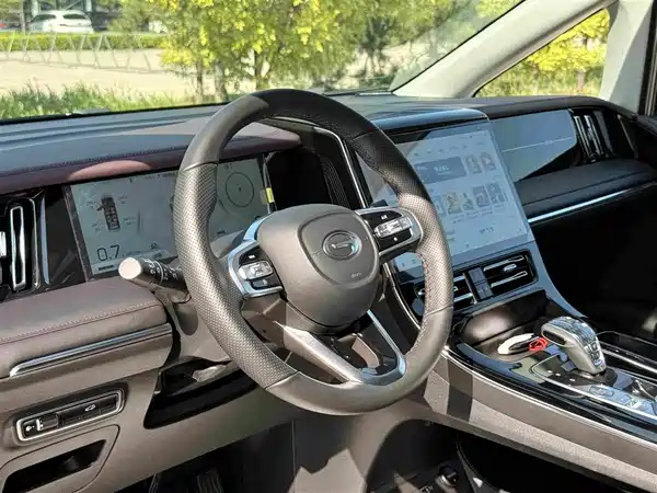 GAC Trumpchi M8 2025