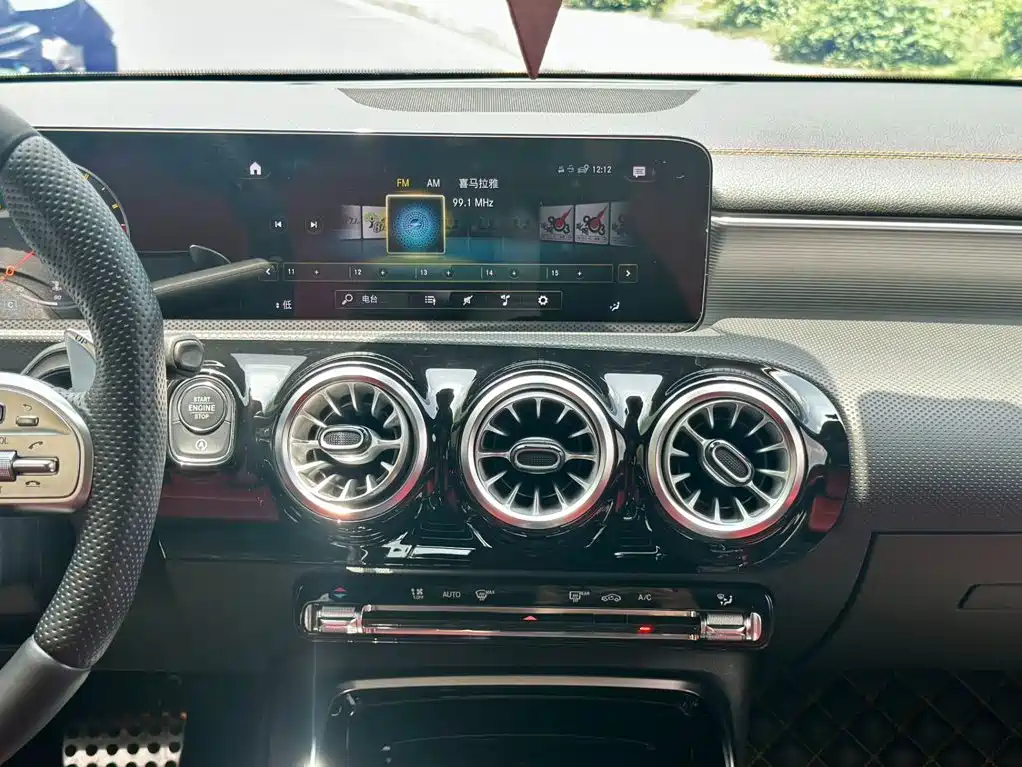 Mercedes-Benz A-Class AMG 2023 — фото 15