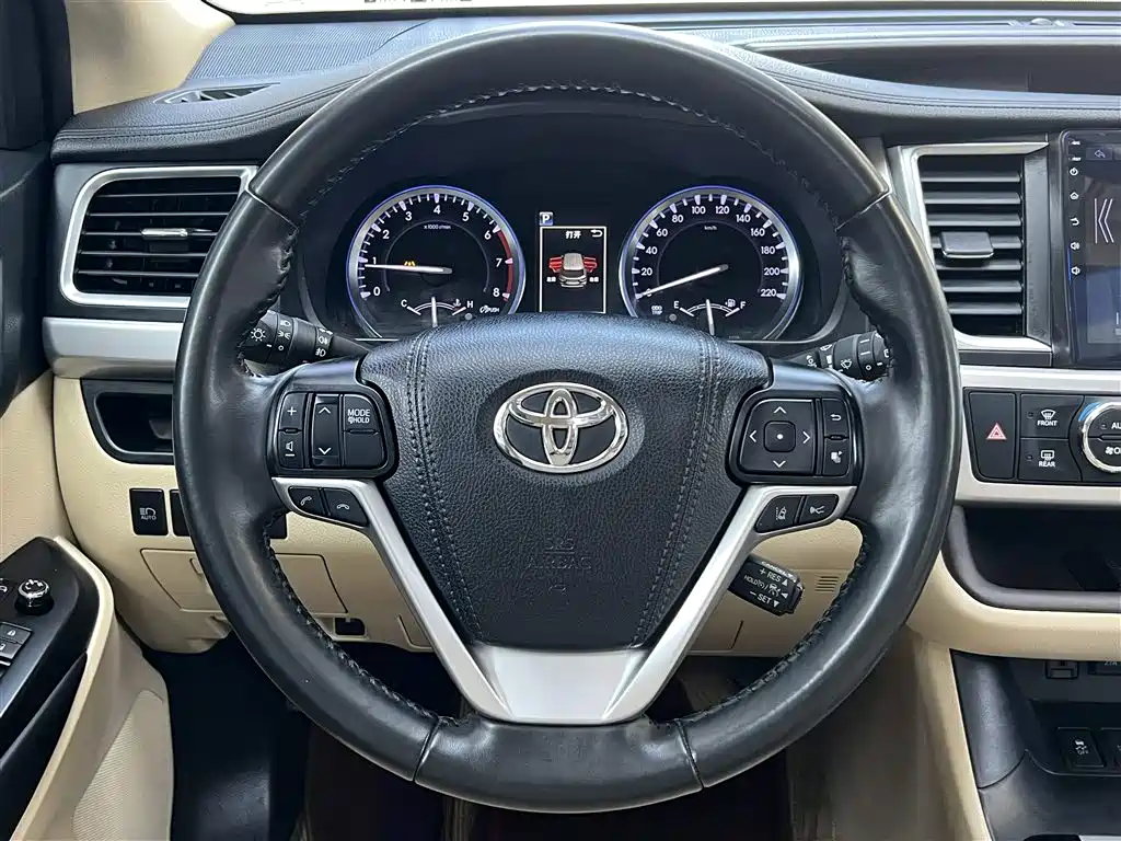 Toyota Highlander 2021 — фото 24