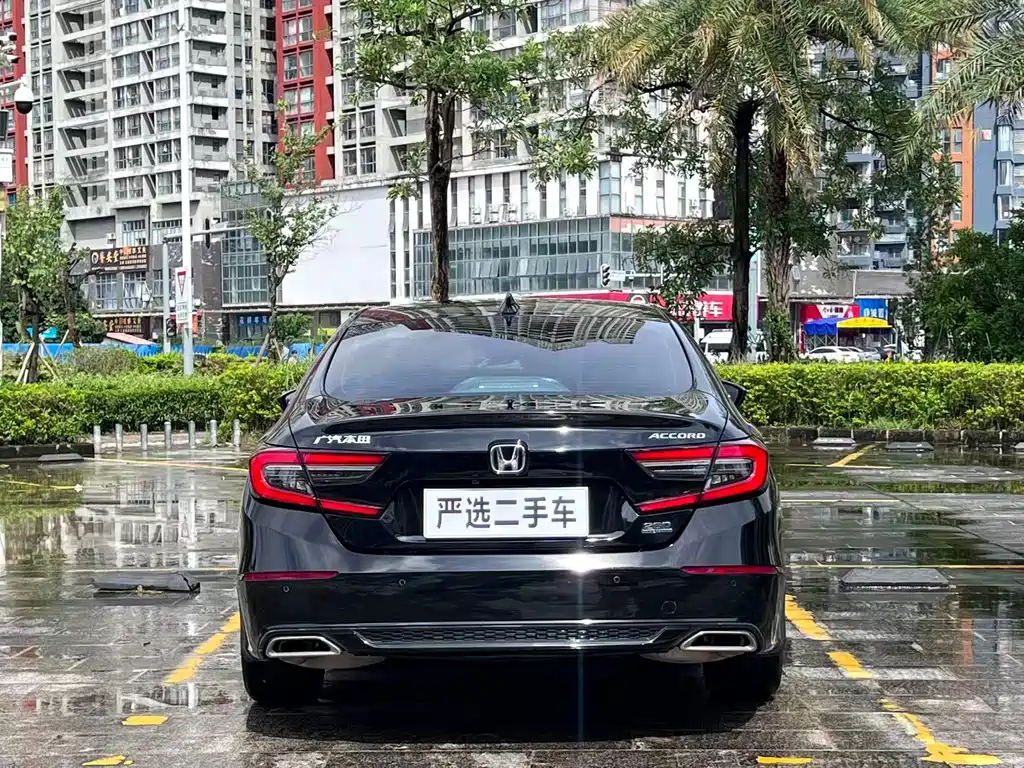 Honda Accord 2022 — фото 8