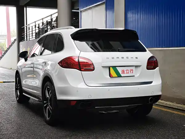 Porsche Cayenne 2014