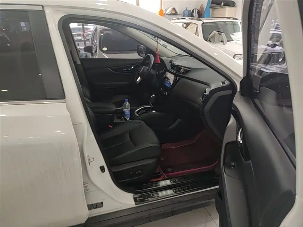 Nissan X-Trail 2020 — фото 25