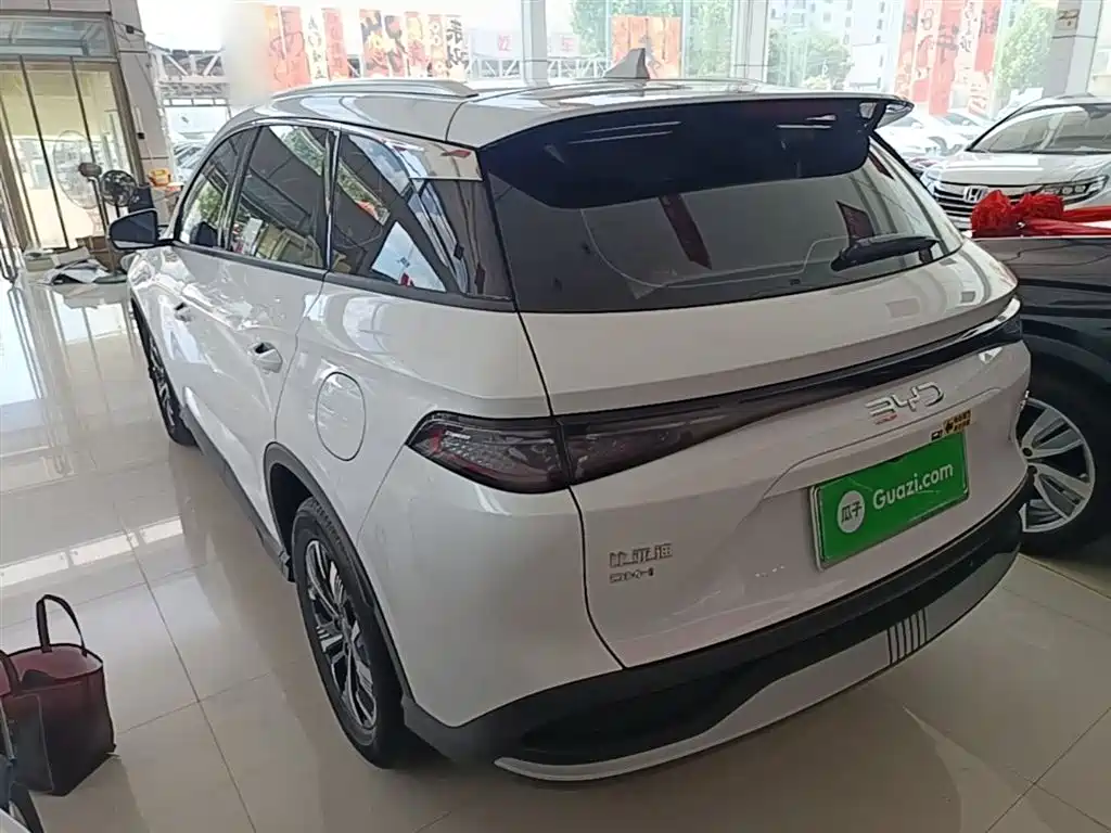 BYD Seal 05 DM-i 2024 — фото 4