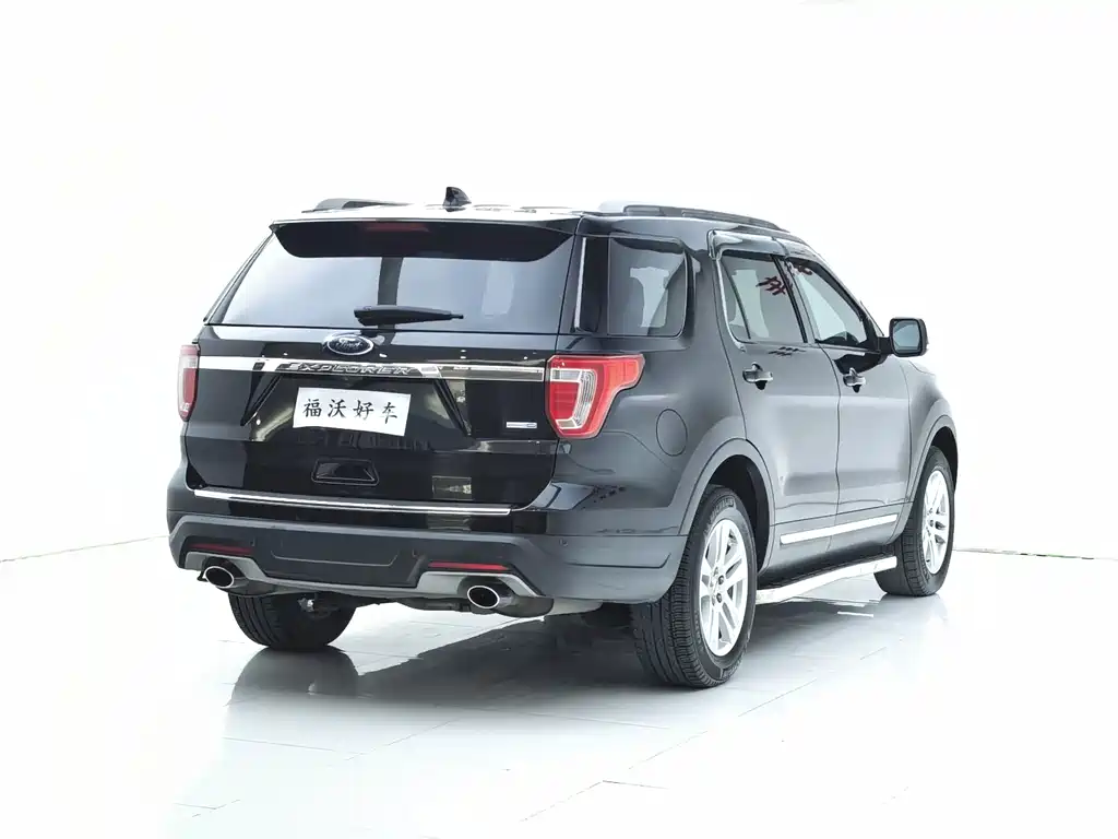 Ford Explorer 2019 — фото 32