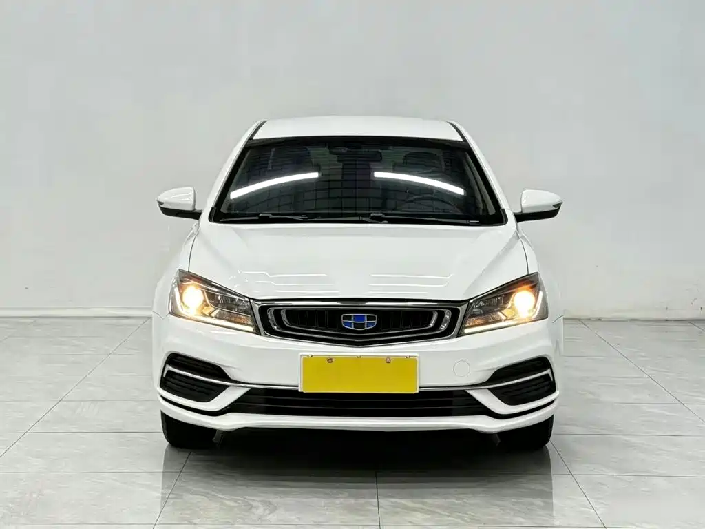Geely Emgrand 2018