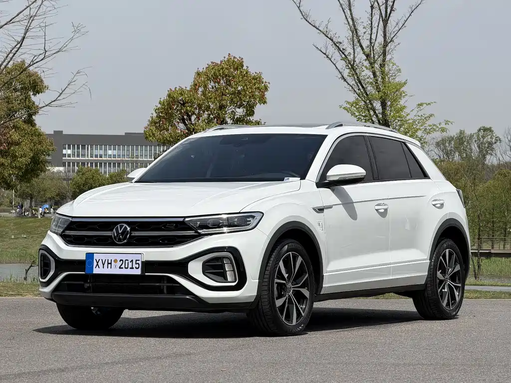 Volkswagen T-Roc 2024 — фото 1
