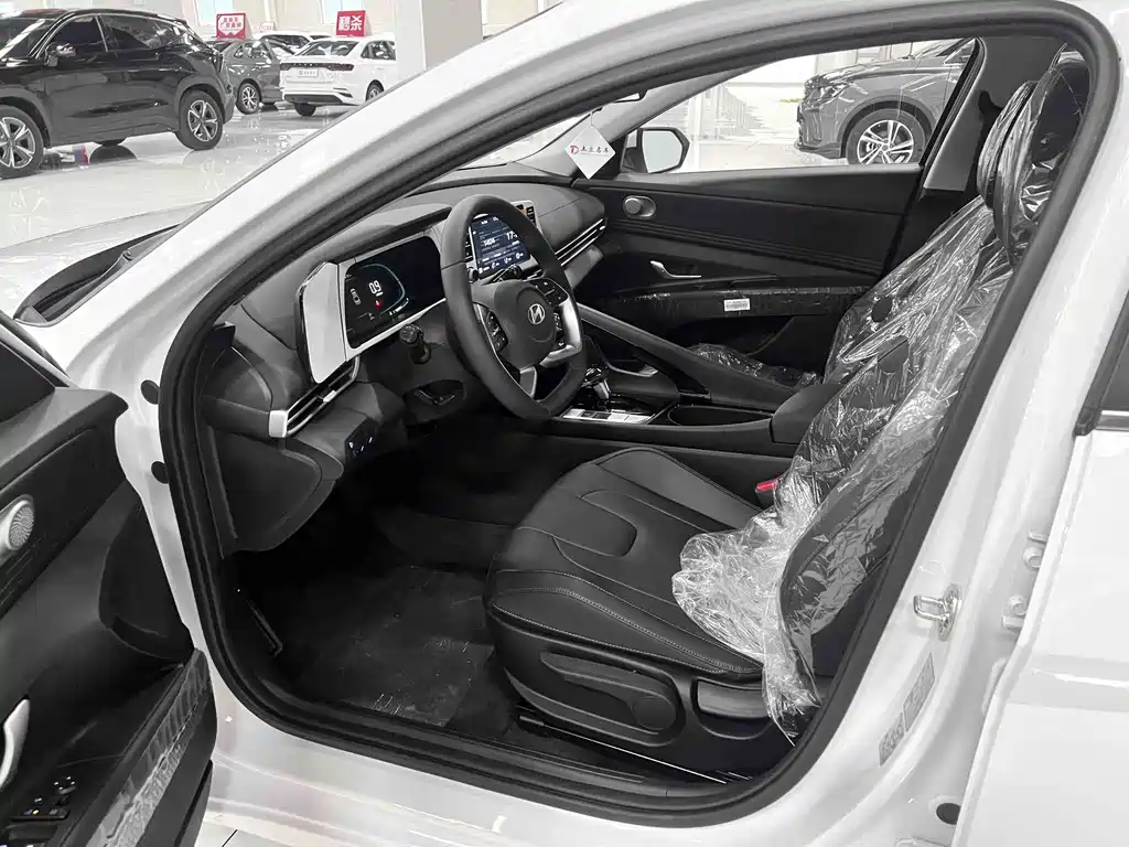 Hyundai Elantra 2026