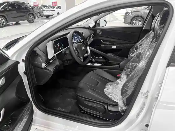 Hyundai Elantra 2026