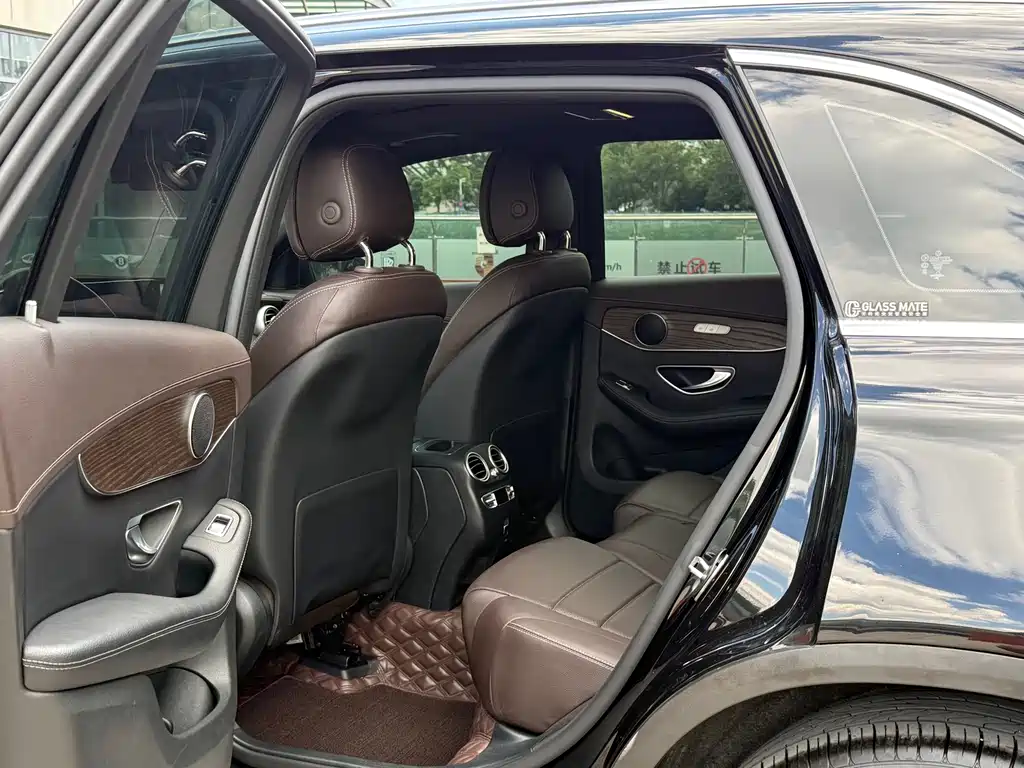 Mercedes-Benz GLC 2022 — фото 12