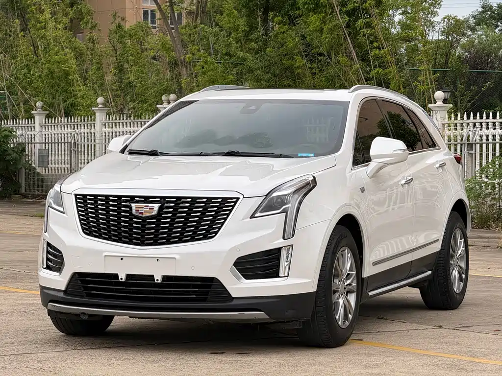 Cadillac XT5 2019 — фото 1