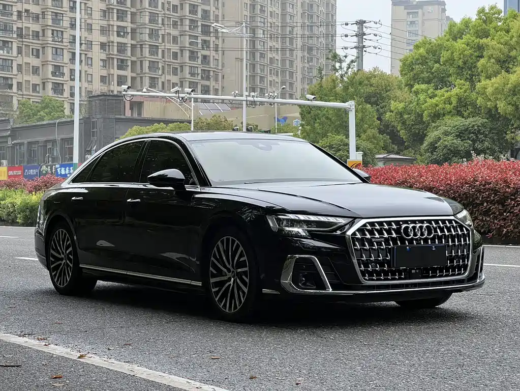 Audi A8 2023 — фото 3