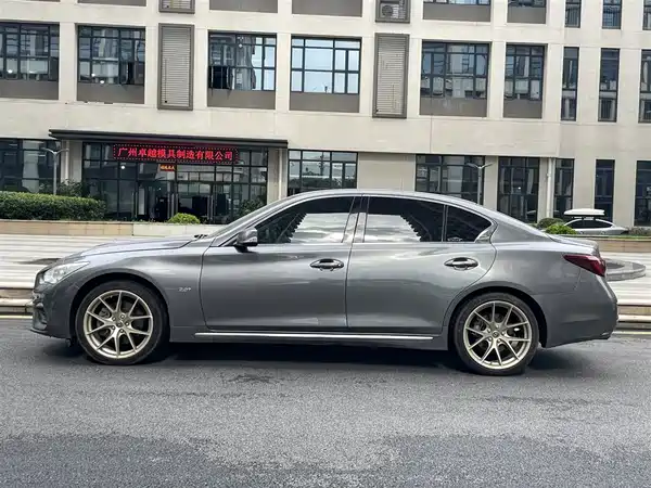 Infiniti Q50L 2018