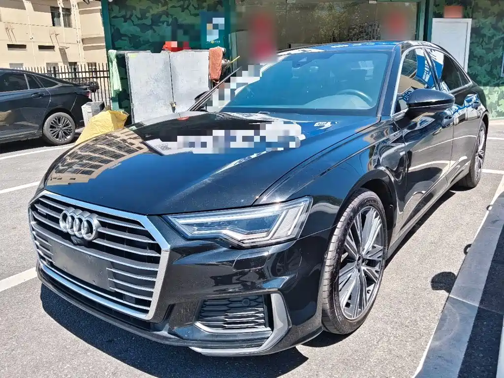 Audi A6L 2022