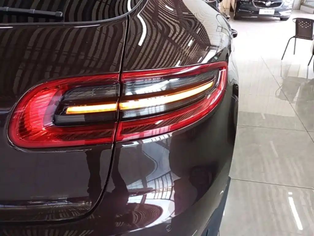 Porsche Macan 2015 — фото 8